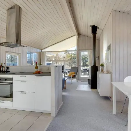 Holiday home Anahi - 3km From The Sea In Nw Jutland By Interhome